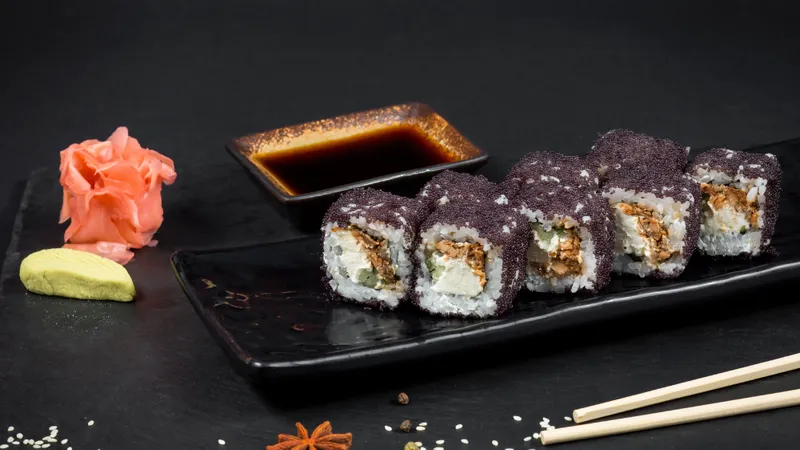 57-PHILADELPHIA TERIYAKI BLACK MAKI (16 gab.)