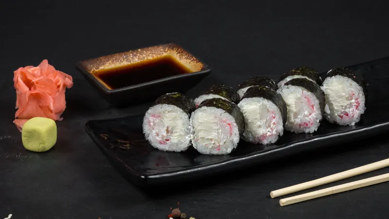 88-CRAB CHEESE MAKI (8 gab.)