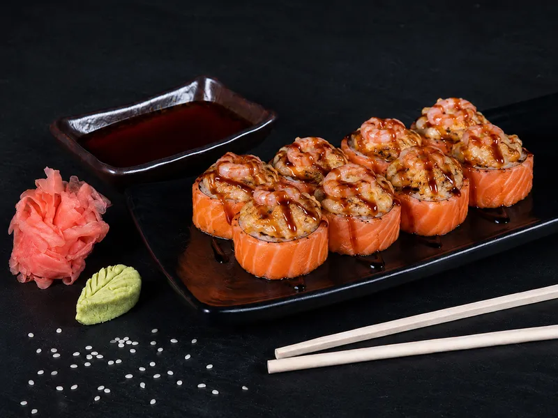 129-SALMON HOT MAKI 1+1 (16 gab.)