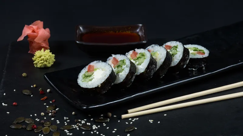 93-VEGETARIAN MAKI  (16 gab.) 