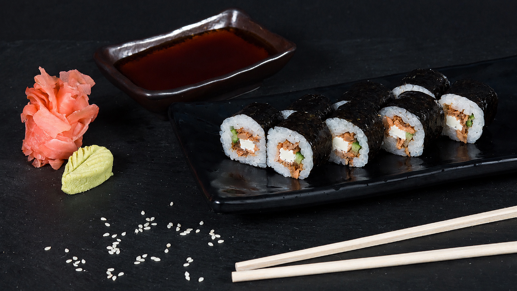 32C-SAKE CHEESE TERIYAKI MAKI (8 gab.)
